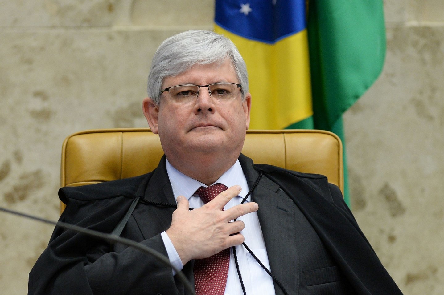 Brazil's Attorney General Rodrigo Janot, during a session of the Federal Supreme Court (STF) in Brasilia on April 20, 2016. Brazil's Supreme Court on Wednesday postponed a decision on whether to authorize the controversial appointment of former leader Luiz Inacio Lula da Silva to the embattled government of his protegee, President Dilma Rousseff. / AFP / ANDRESSA ANHOLETE (Photo credit should read ANDRESSA ANHOLETE/AFP/Getty Images)