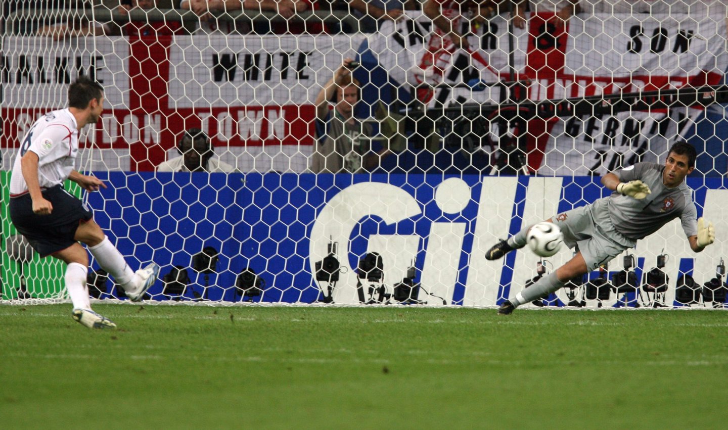 Portuguese goalkeeper Ricardo (R) saves a penalty kick of English midfielder Frank Lampard during the penalty kick of the World Cup 2006 quarter final football game England vs. Portugal, 01 July 2006 at Gelsenkirchen stadium. AFP PHOTO / ODD ANDERSEN (Photo credit should read ODD ANDERSEN/AFP/Getty Images)