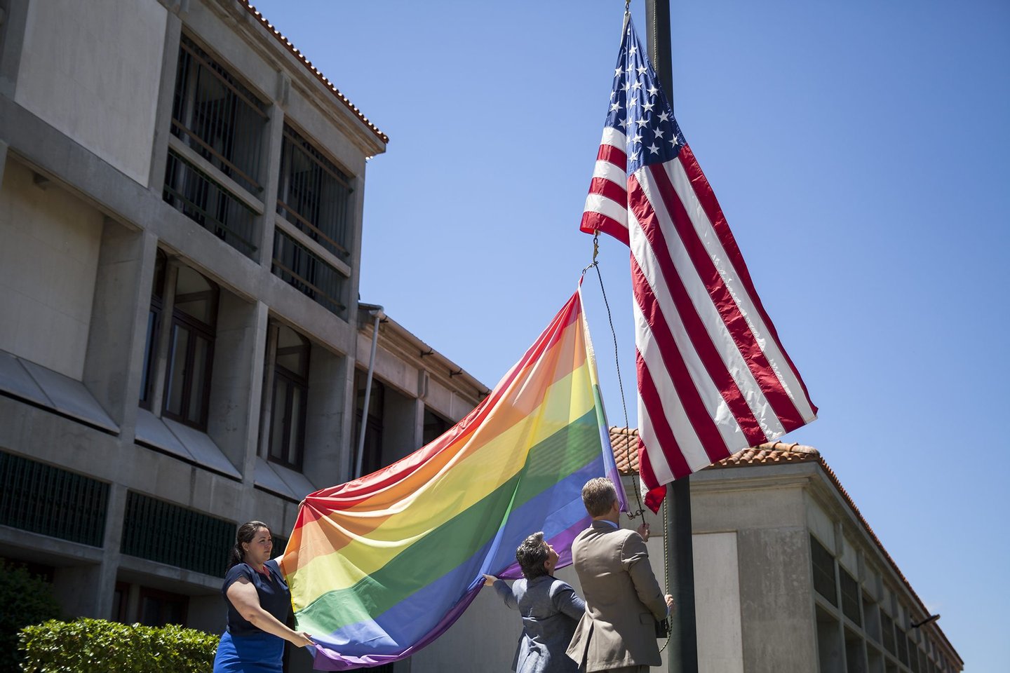 Embaixada EUA, bandeira LGBTI, lgbti, catarina marques rodrigues, 2016, 