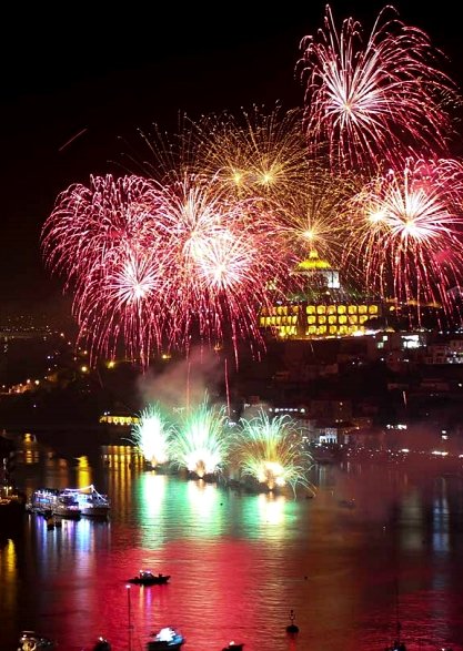 fogo de artificio camara municipal do porto sao joao