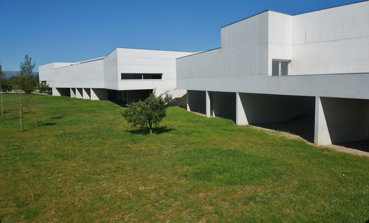 O edifÃ­cio do museu, projectado por Ãlvaro Siza Vieira, â€œÃ© uma obra prodigiosaâ€, qualifica Bernardo Pinto de Almeida.