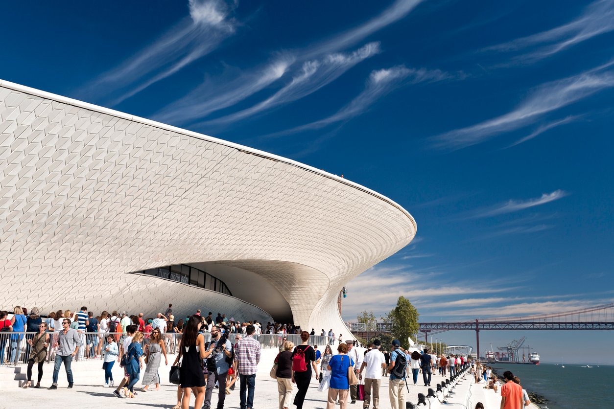 Maat, Ceramics, Facade, Art, Tile, Opening, Spectator, New, Architecture, Technology, Crowd, People, Lisbon, Portugal, Shark, Tagus River, River, Museum, Bridge - Man Made Structure, Ceramic, Opening Event, 