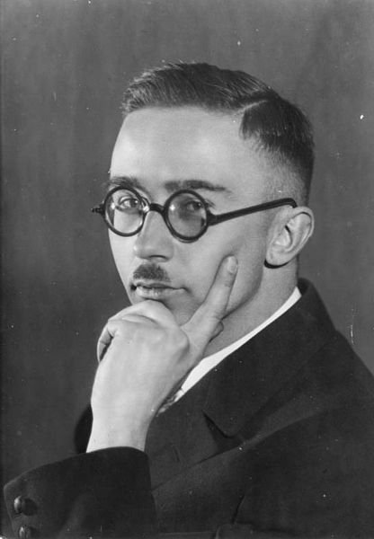 Bundesarchiv_Bild_146II-783,_Heinrich_Himmler