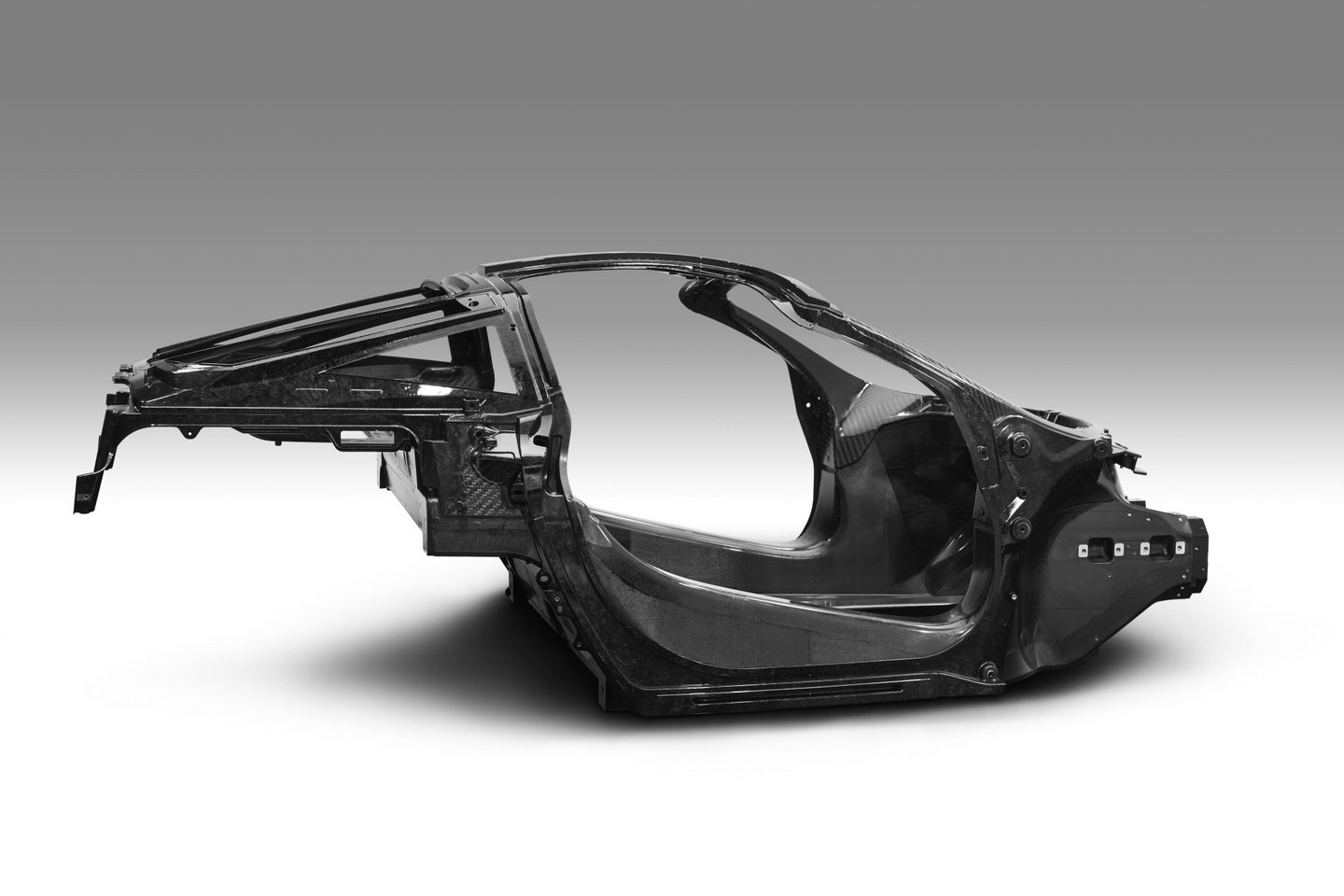 040117_McLaren Automotive Announces Second-Generation Super Series_Monocage II image_final