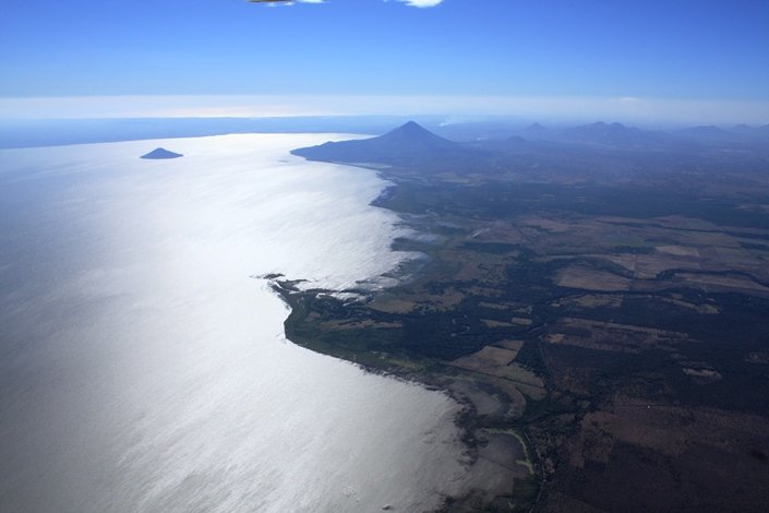 Nicarágua, a lagos e fogo. Por causa do canal – Observador