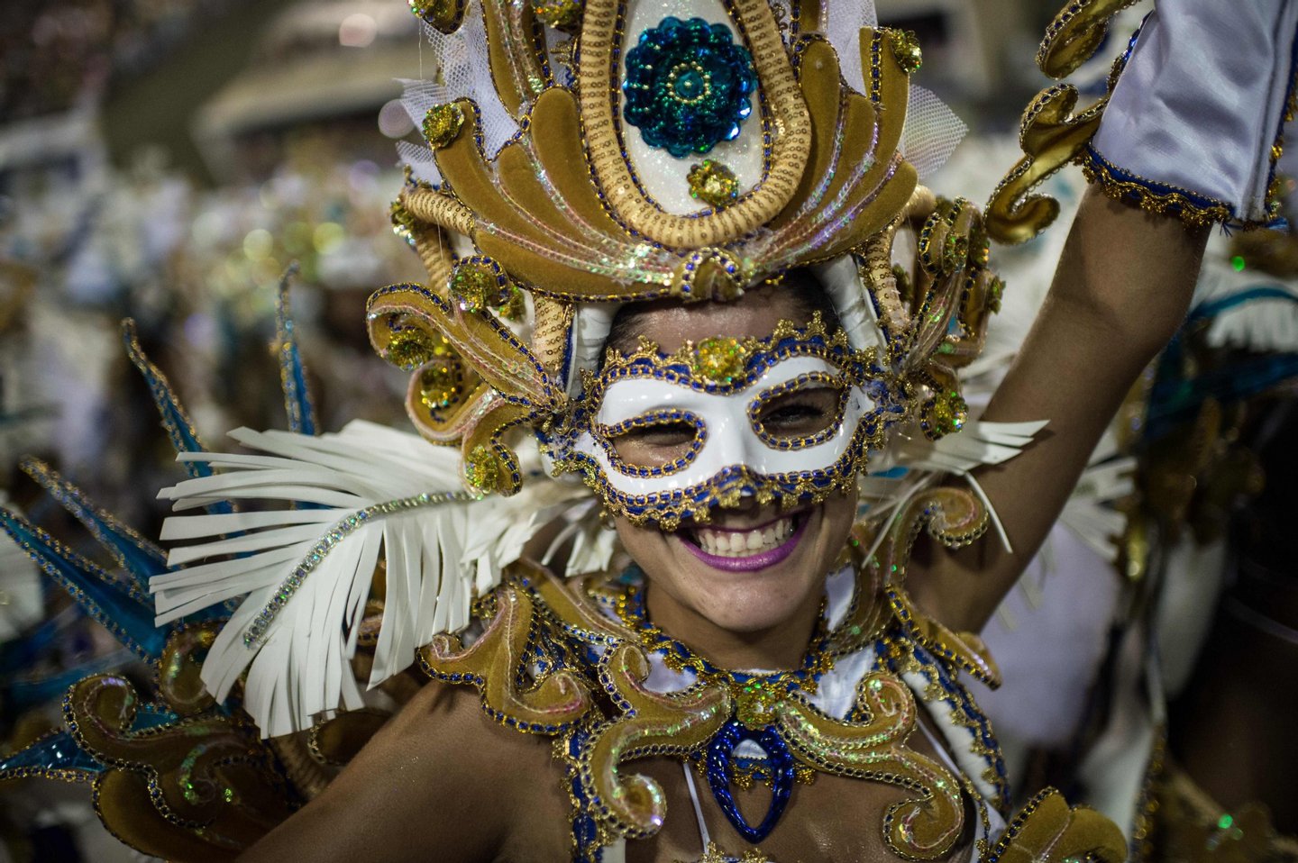 brasil-35-imagens-de-um-carnaval-incompar-vel-observador