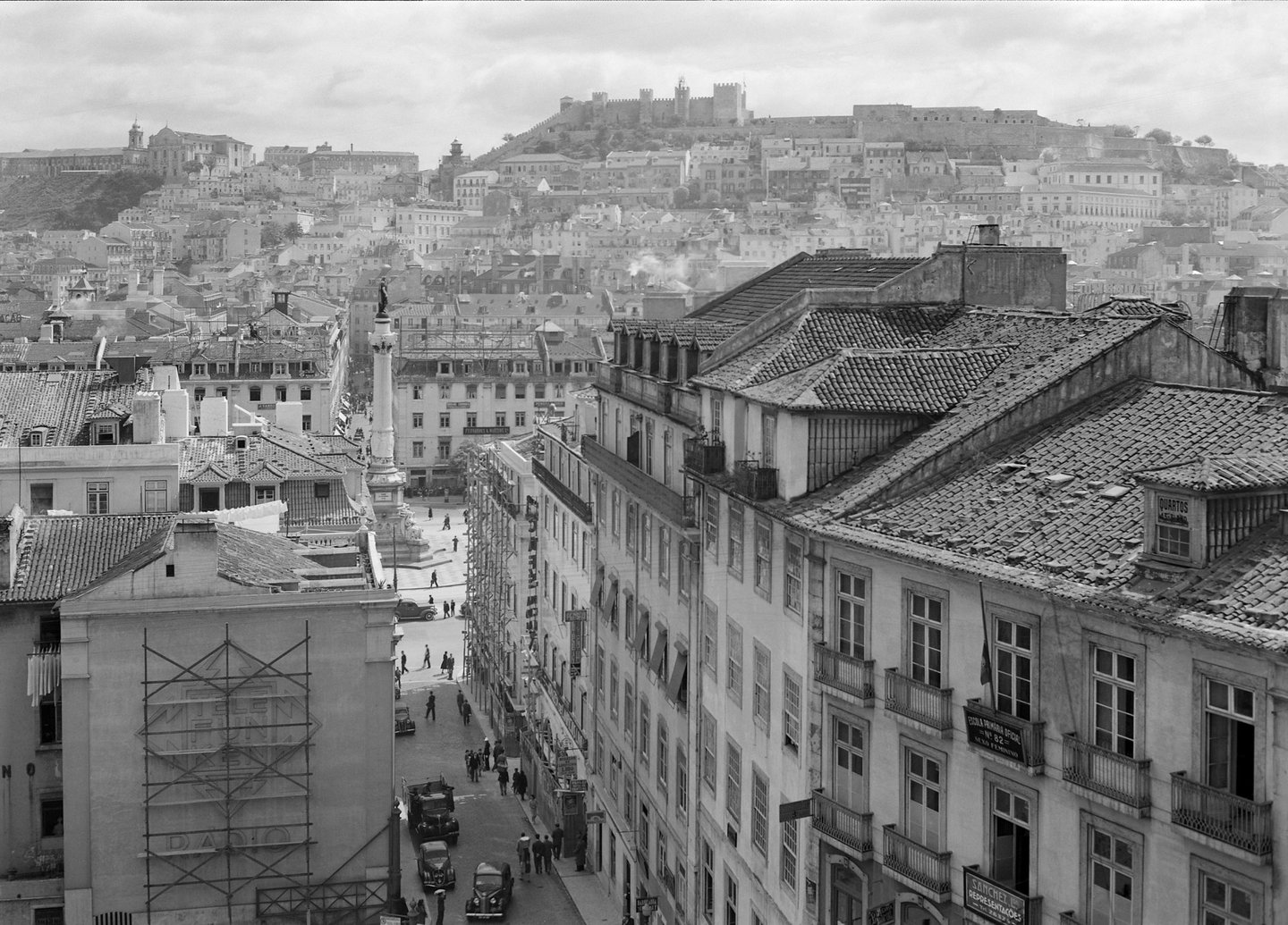 Um passeio (em 90 fotos) na Lisboa antiga – Observador