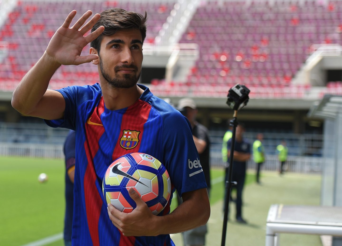 André Gomes Diz Que Optou Por FC Barcelona Pelo Estilo De Jogo E ...