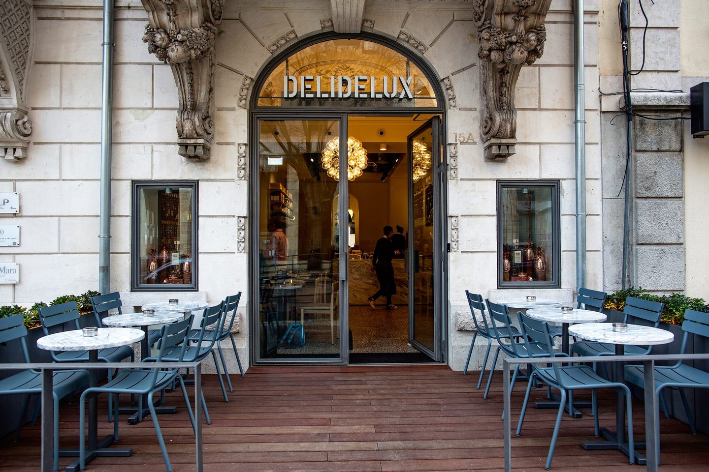 Delidelux, Rua Alexandre Herculano. Lisboa. Photo- Paulo Barata 2017