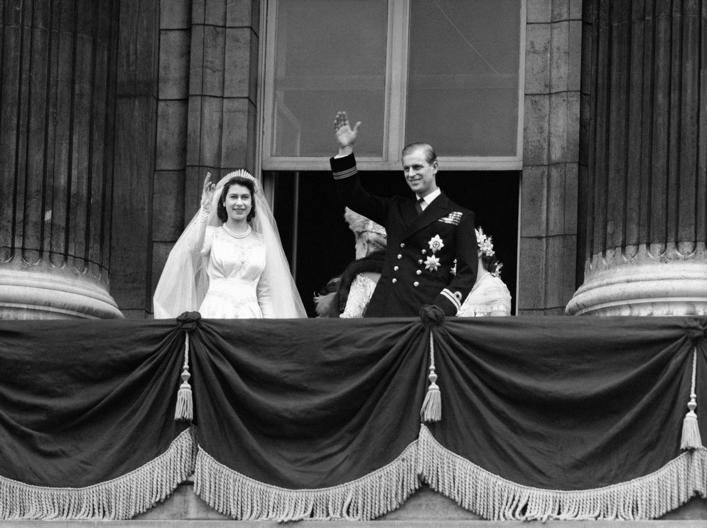 Rainha Isabel e duque de Edimburgo casaram-se há 70 anos ...