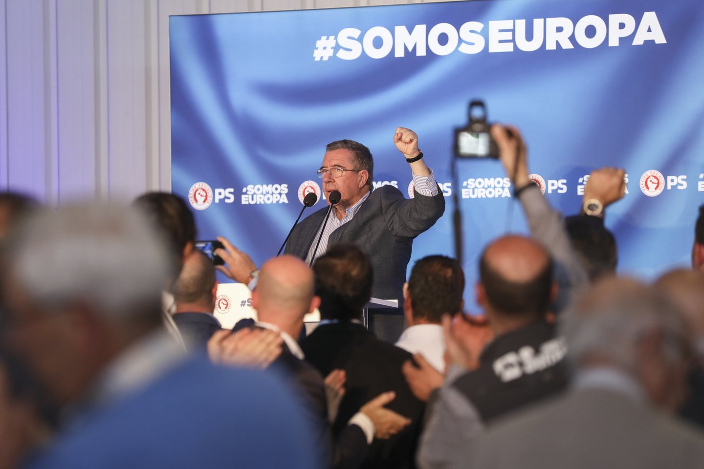 Campanha de Pedro Marques, do PS, para as eleições Europeias: Jorge Coelho fala no almoço comício em Mangualde ANDRÉ DIAS NOBRE / OBSERVADOR