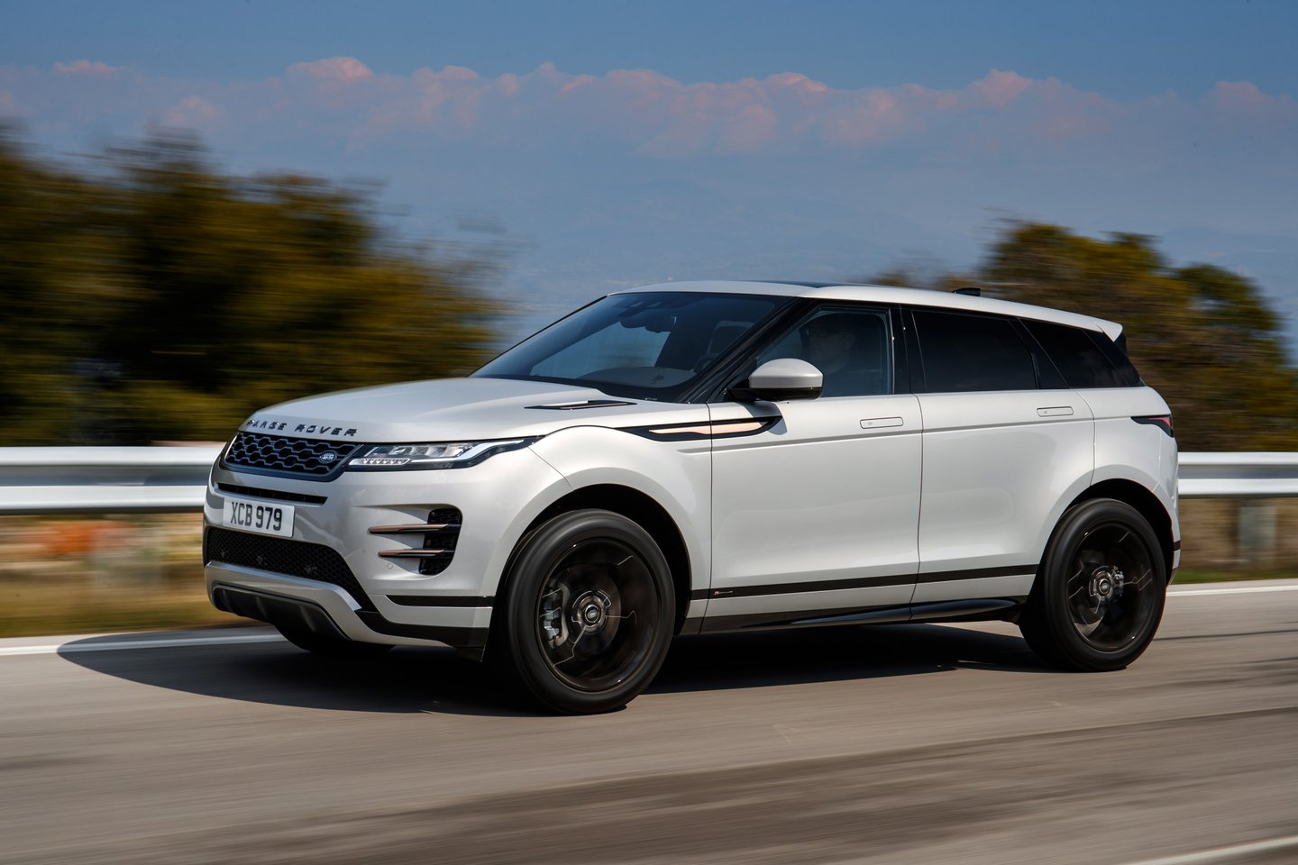 evoque-suv-que-salvou-a-marca-est-cada-vez-melhor-observador