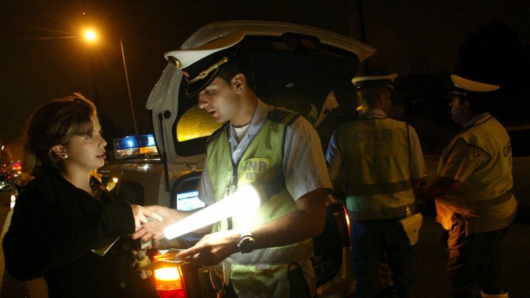 As notícias das 14h – Observador