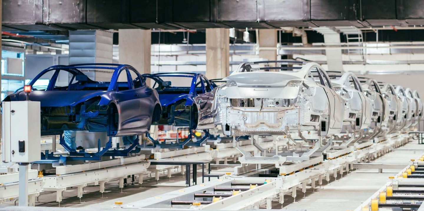 Fábrica europeia da Tesla vai ficar à borla – Observador