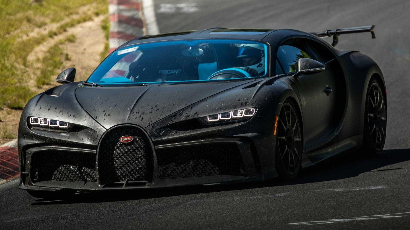 Bugatti chiron pur sport