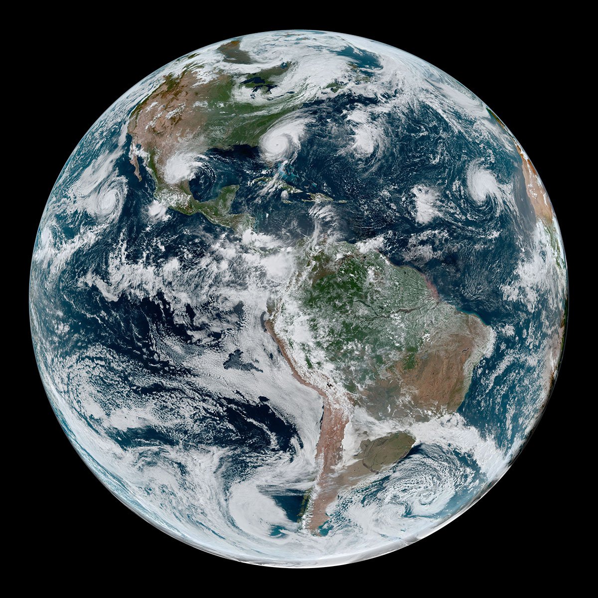 As 5 tempestades bem visíveis no Atlântico nesta foto da NASA