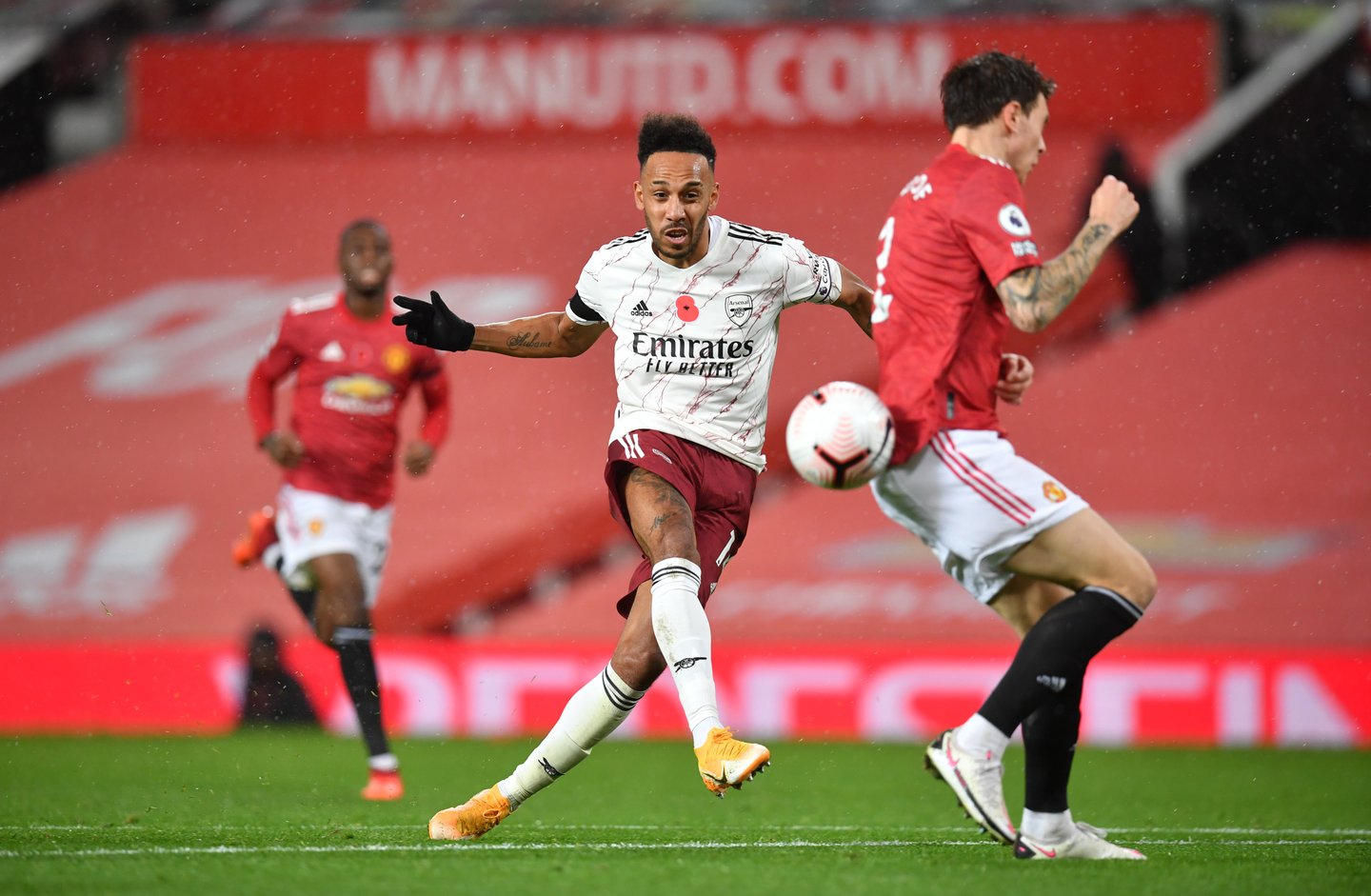 Manchester United v Arsenal - Premier League