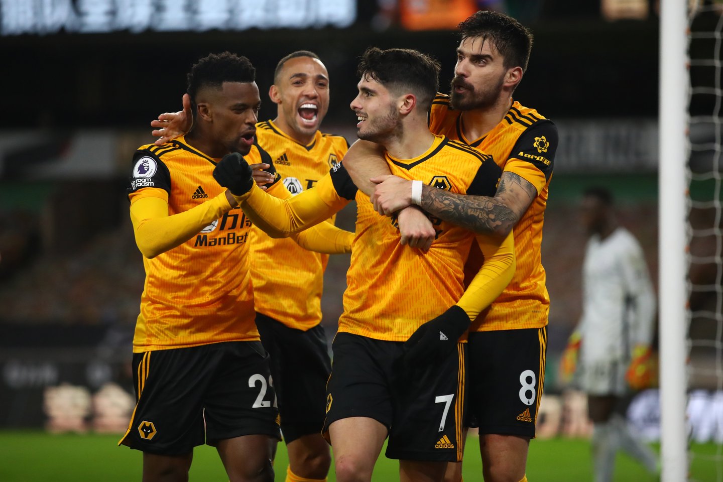 Wolverhampton Wanderers v Chelsea - Premier League