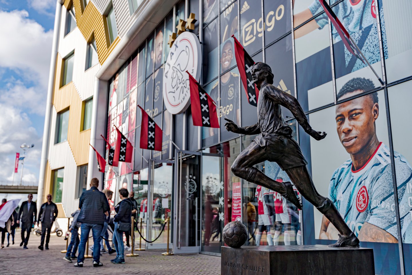 Ajax v Eintracht Frankfurt - Club Friendly