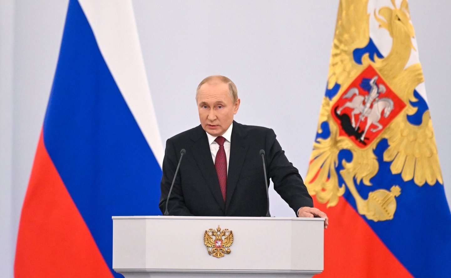 Putin launches ceremony for 'accession' of Ukraineâs 4 regions to Russia