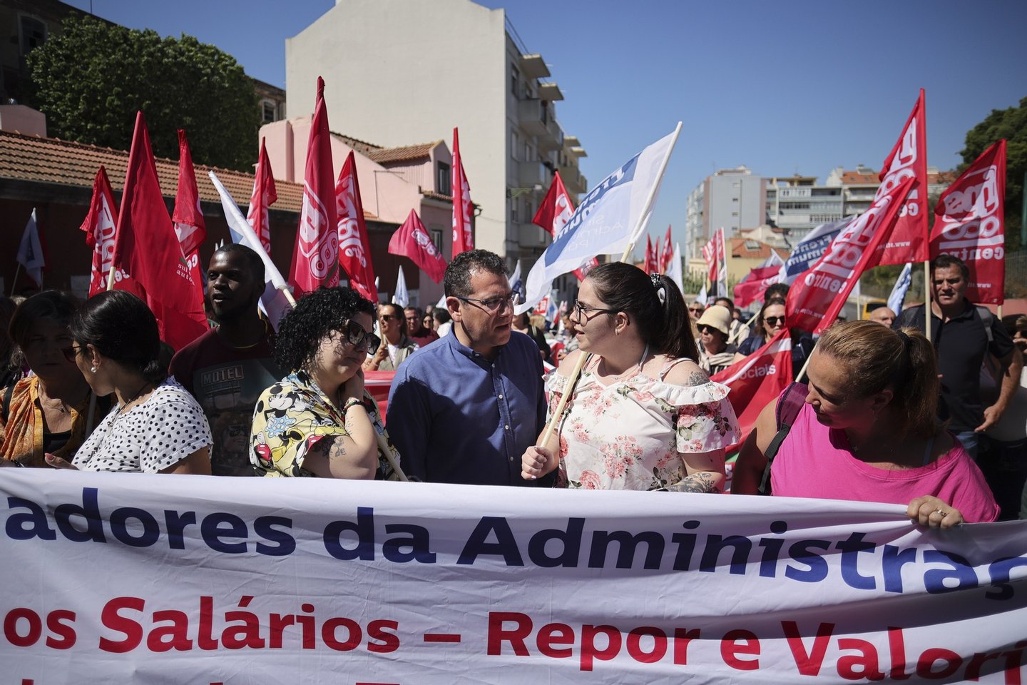 Federação de sindicatos da função pública convoca greve de três dias em fevereiro