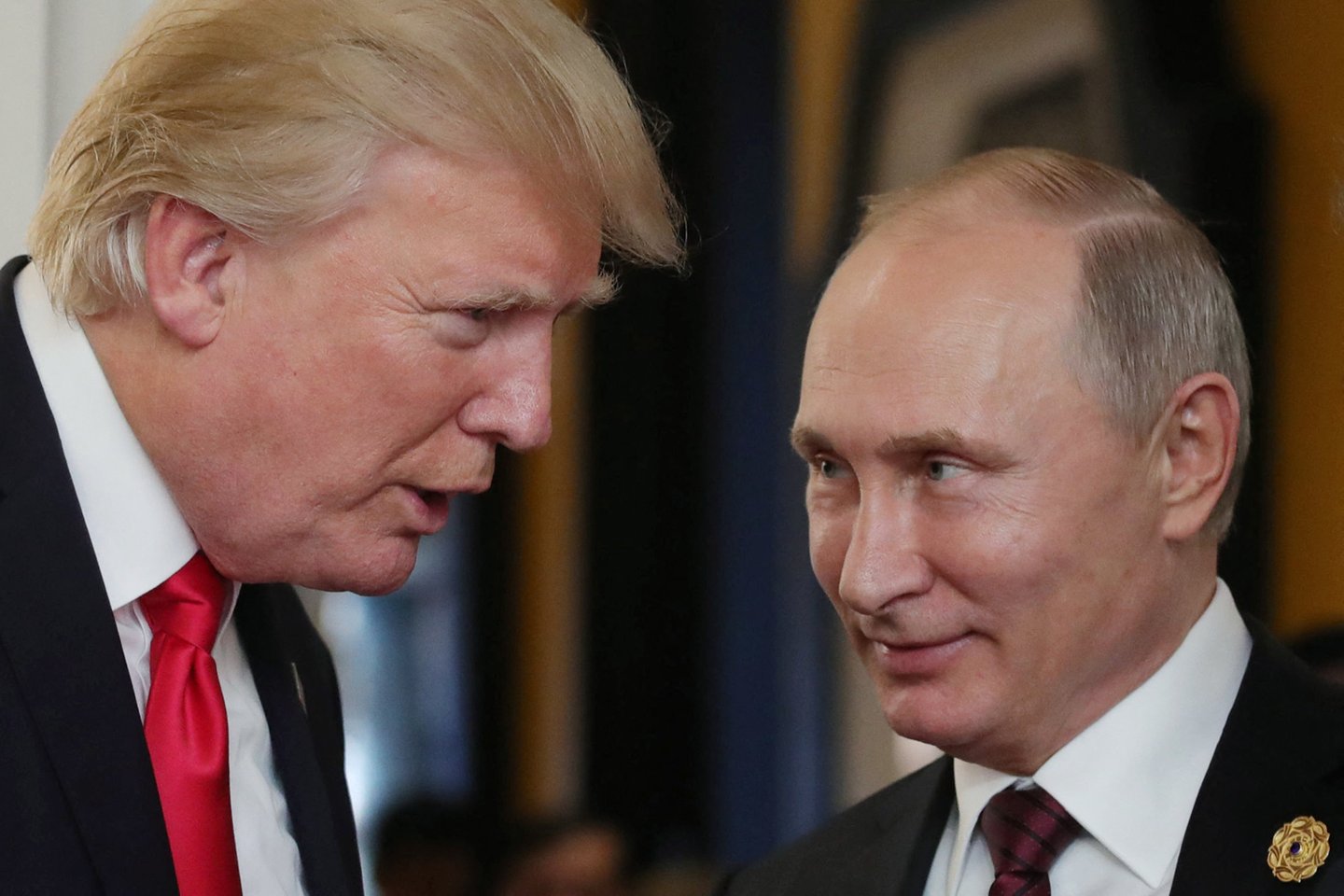 Crimeia vai pertencer à Rússia? Chamada telefónica entre Putin e Trump vai definir futuro do acordo de paz