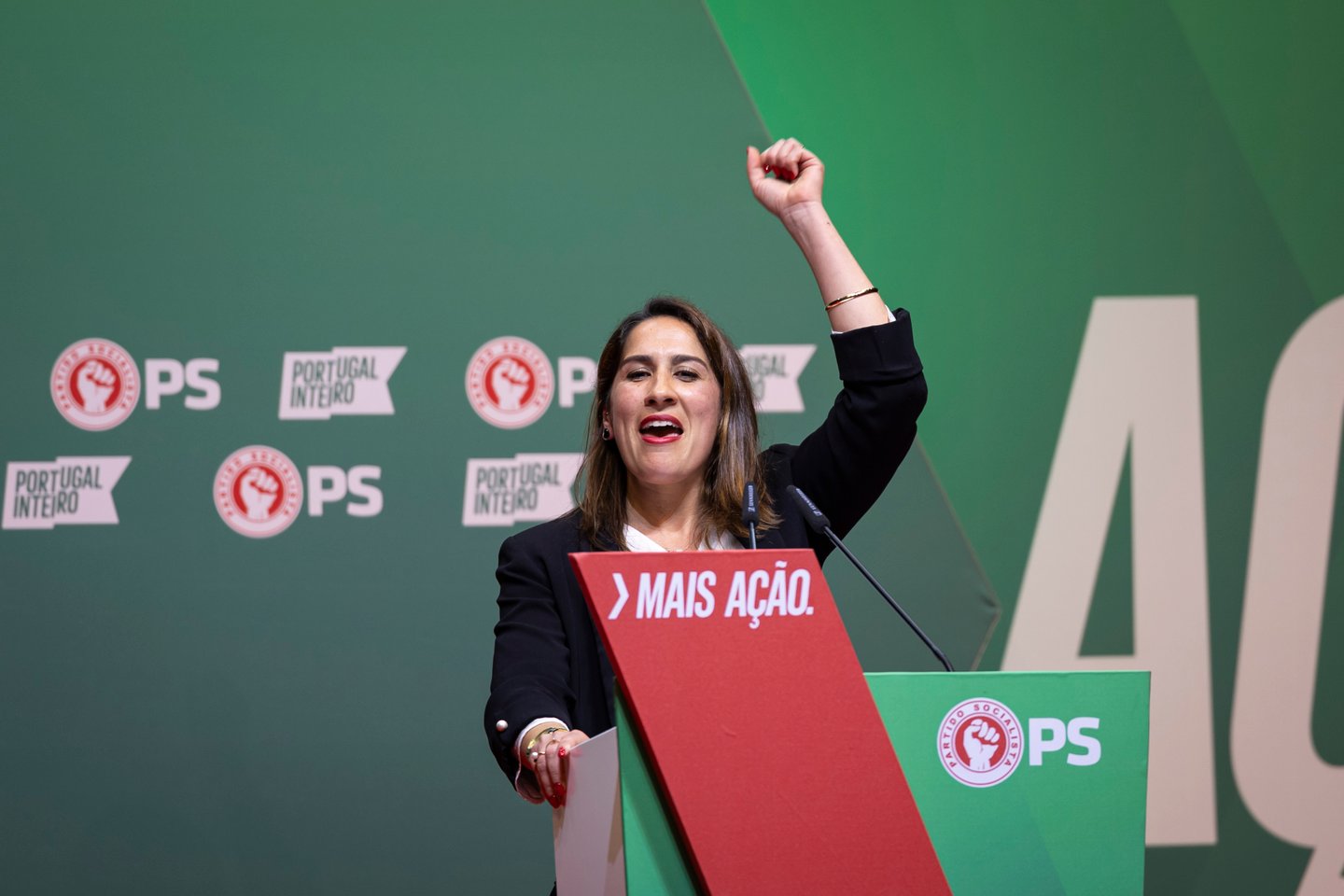 PS acusa Aguiar-Branco de ser “garante da instabilidade” no parlamento