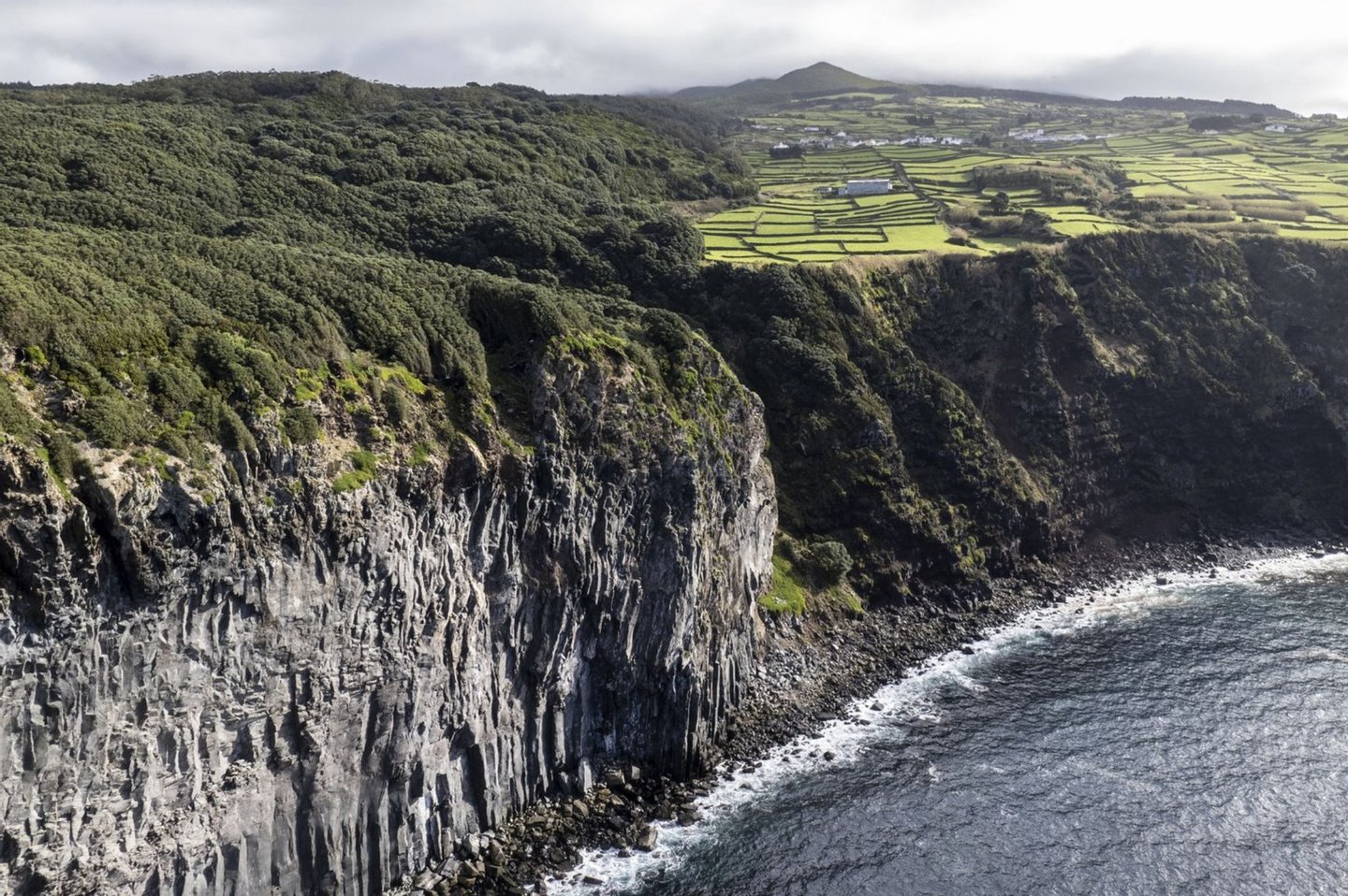 Sismos de magnitude 4,3 e 3,5 na escala de Richter sentidos na ilha Terceira