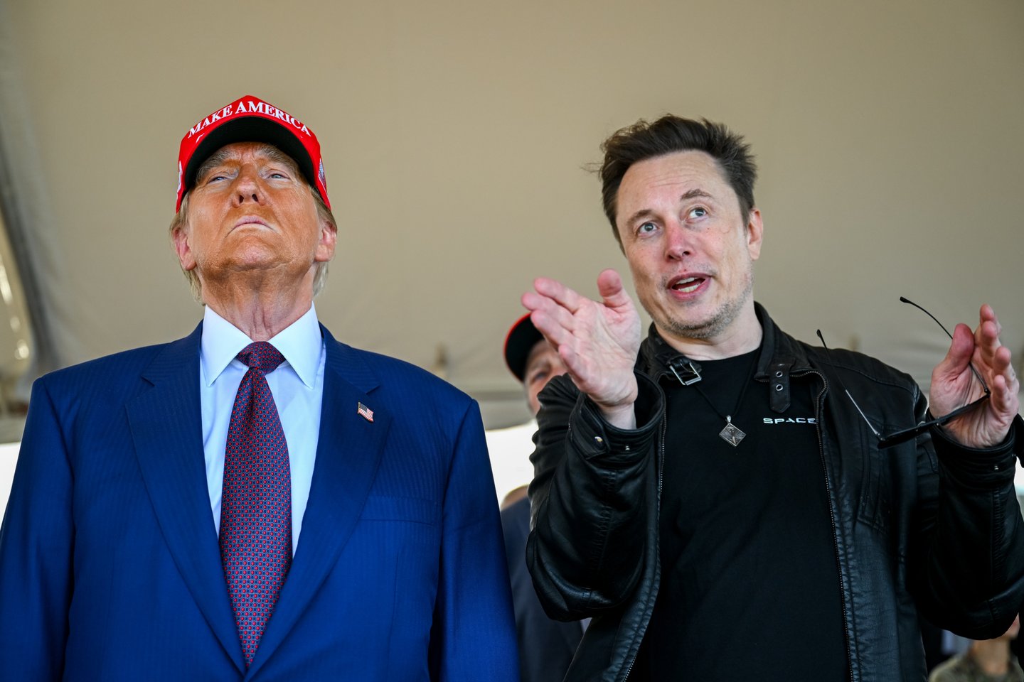 Musk e Rubio entram em rota de colisão em reunião governamental. Há tensão entre o CEO da Tesla e a equipa de Trump