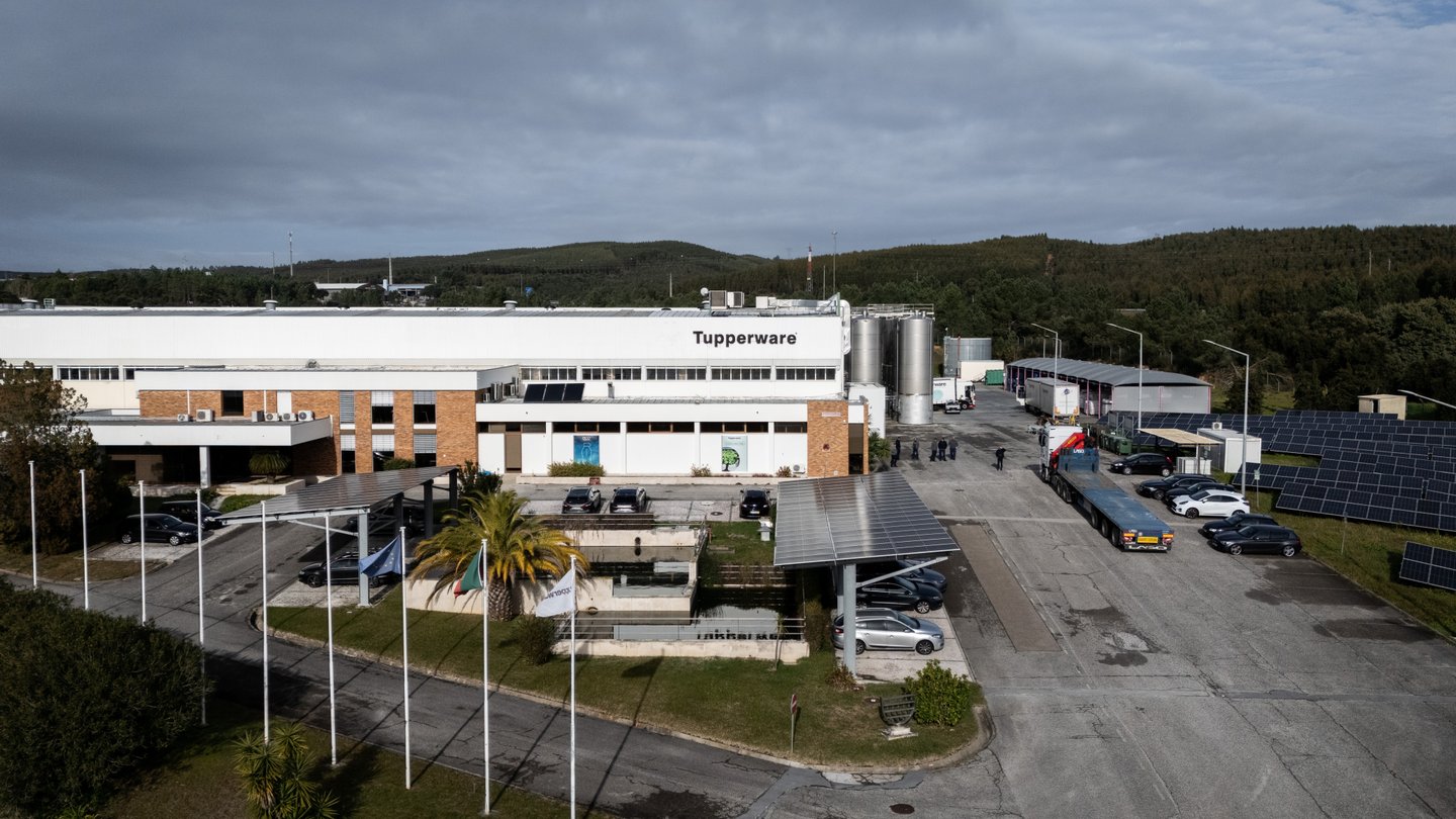 Leilão da antiga fábrica da Tupperware termina sem venda