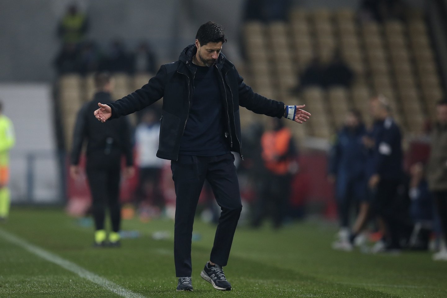 FC Porto inicia negociações para a saída imediata do treinador Vítor Bruno