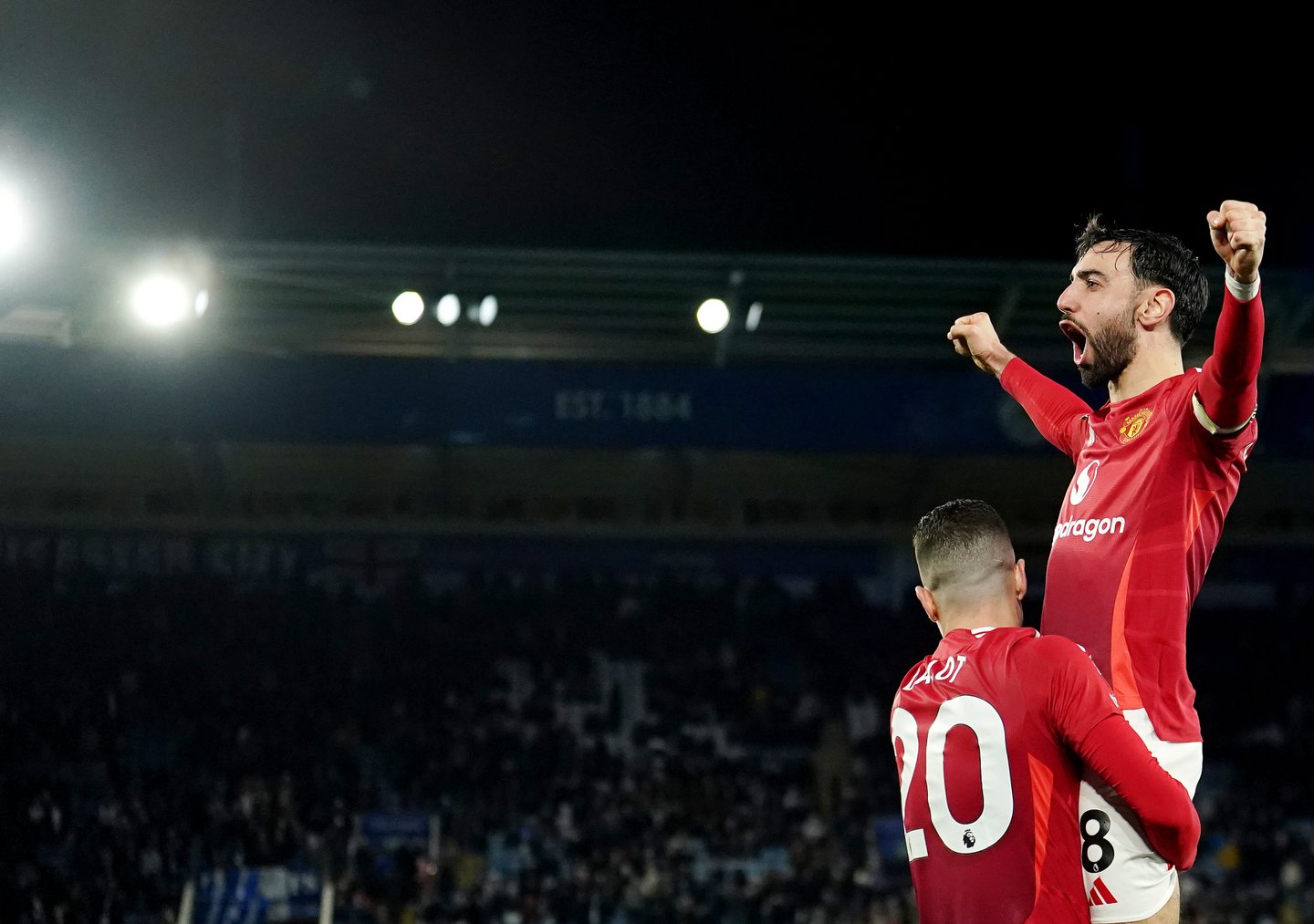 Ruben e a humildade de querer manter o mais difícil dos sentimentos: United vence Leicester e soma segundo triunfo seguido