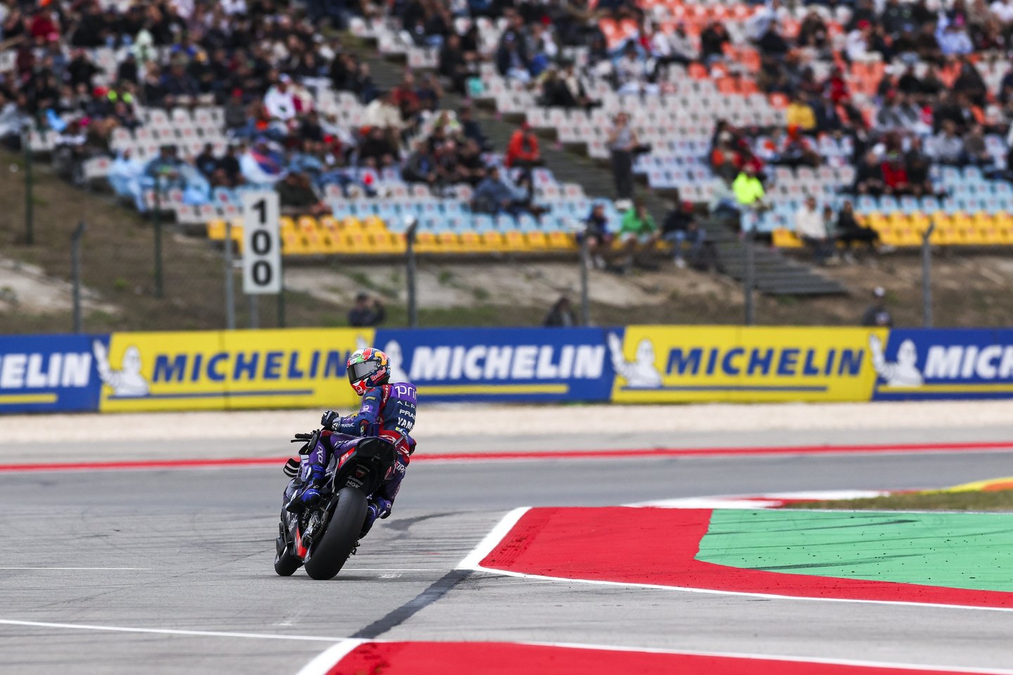 Portuguese rider of Prima Pramac Yamaha Miguel Oliveira in action during the second free practice for the Motorcycling Grand Prix of Portugal, in Portimao, Portugal, 07 November 2025. The 2025 Motorcycling Grand Prix of Portugal is held on 09 November. JOSE SENA GOULAO/LUSA