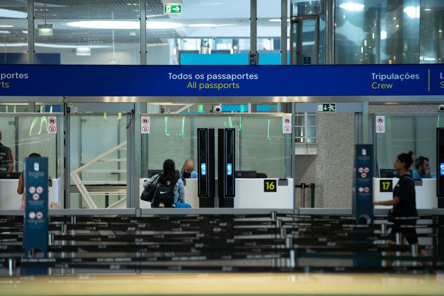 41‑year‑old foreign citizen arrested at Lisbon Airport on Interpol drug‑trafficking