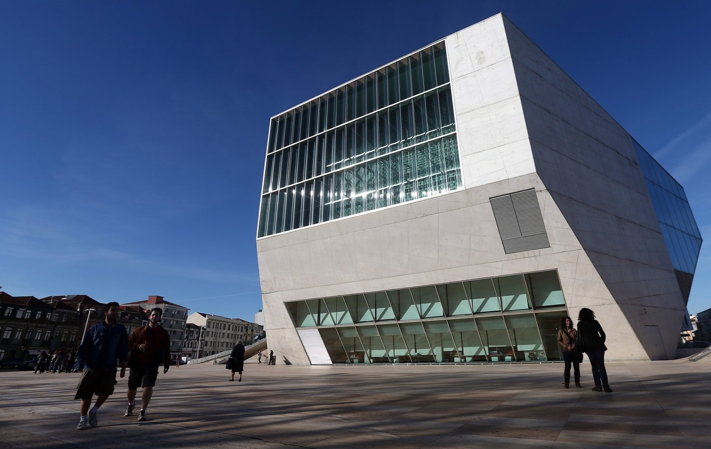 Artes, Cultura e Entretenimento, Media (cultura), Entretenimento (geral), Cultura (geral), Música, Artes (geral)